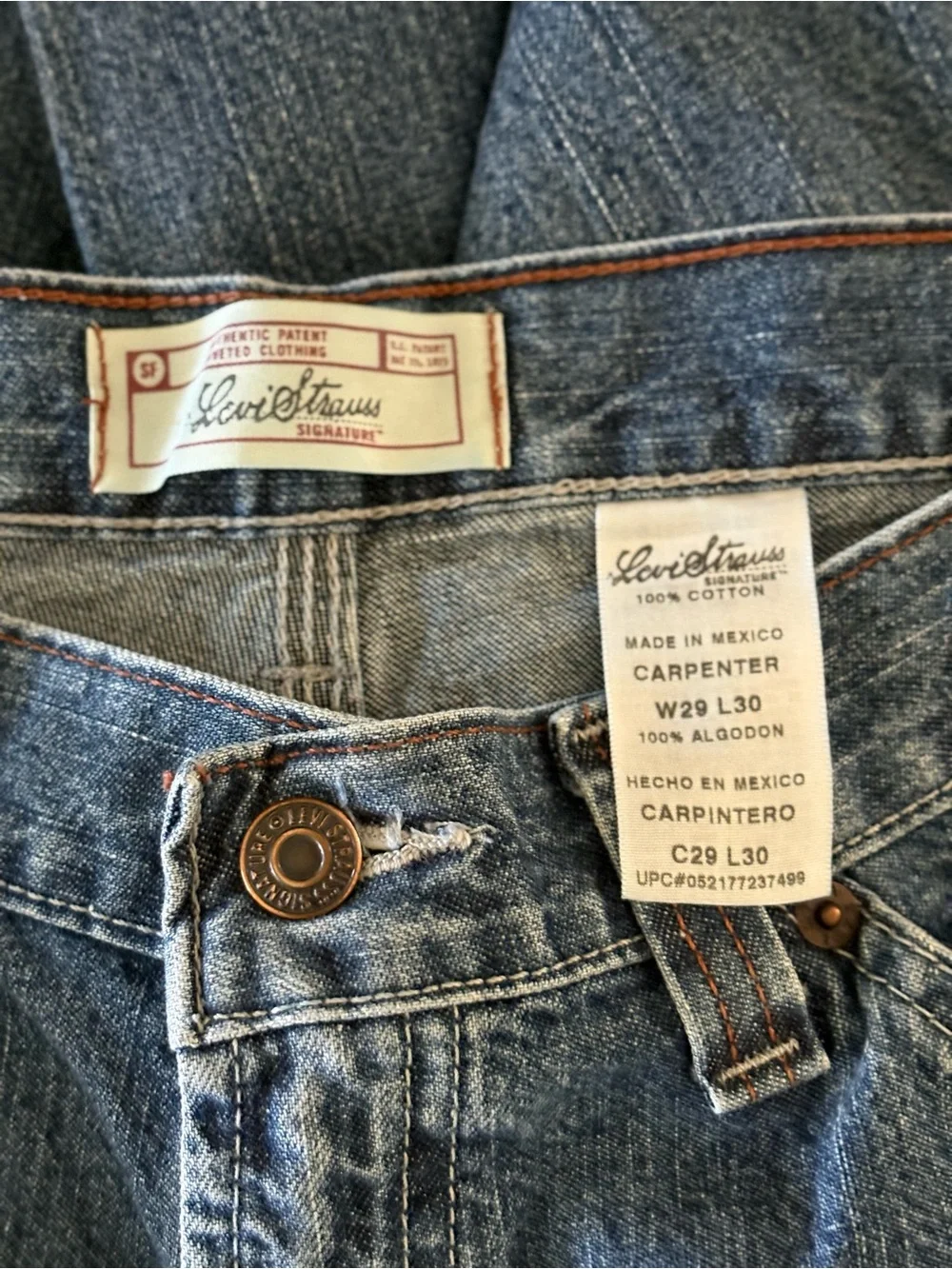LEVI’S Carpenter Blue Jeans | 100% Cotton | Waist 29 Inseam 30” | Style # 620685